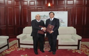 武汉大学和摩尔多瓦国家科学院签署科研合作协议